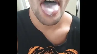 1895 kissing porn videos
